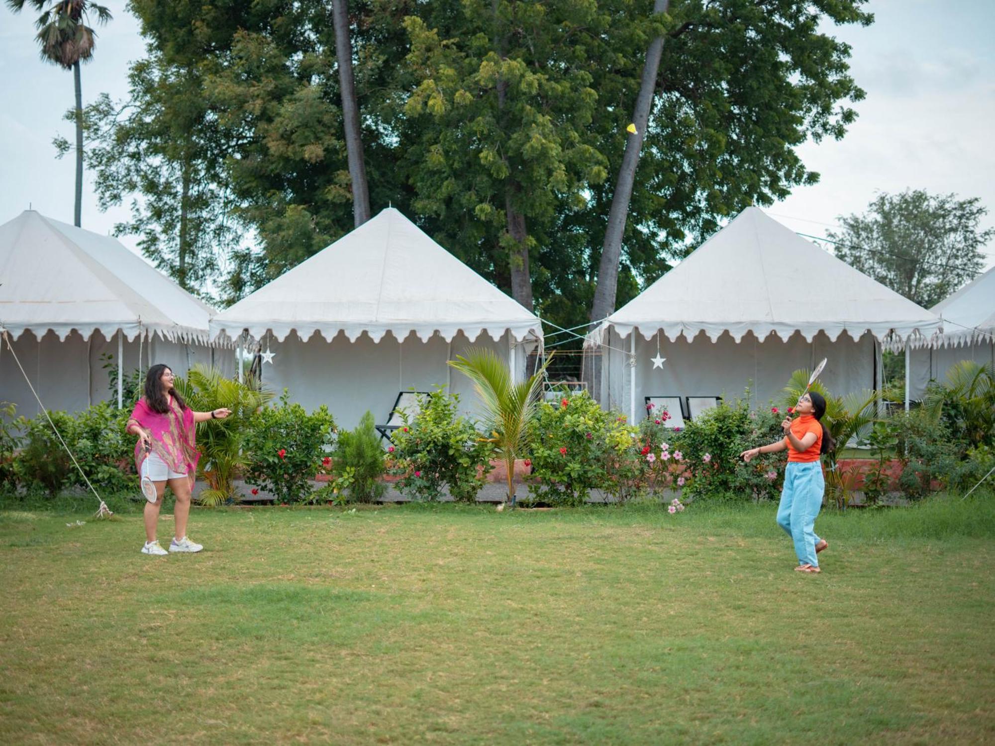 Unity Holiday Resort, Statue Of Unity Kevadia 外观 照片